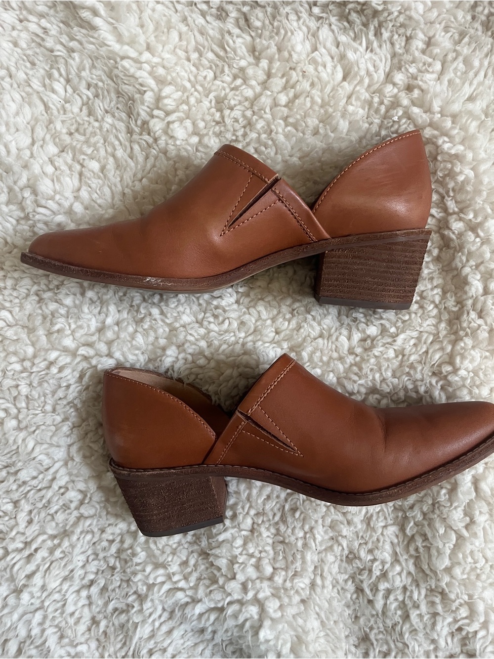 Madewell Classic Pointed-Toe Slip-On Booties in Brown 8 - Picture 3 of 6